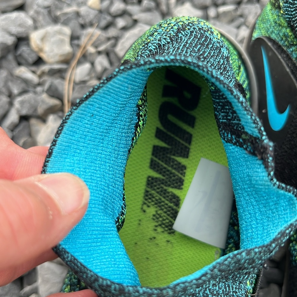 Nike Run Fly knit Black and Teal Cross-Strap Sneakers - Picture 3 of 9